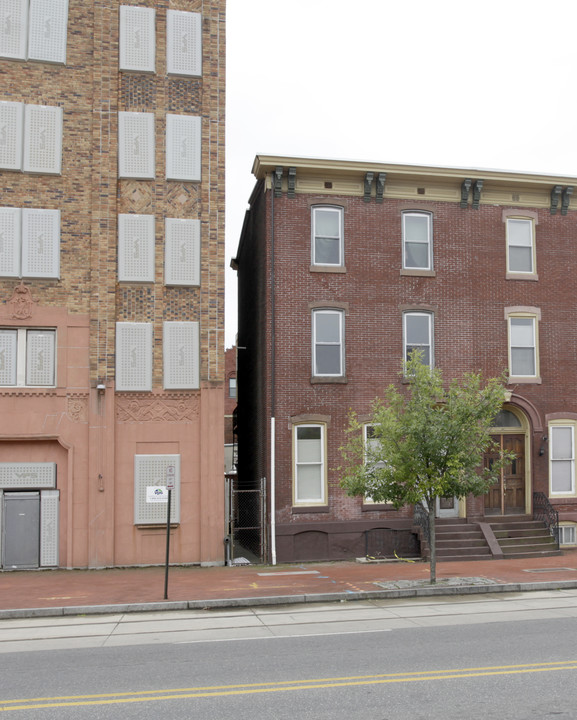 302 Cooper St in Camden, NJ - Building Photo