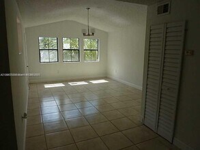 10500 SW 155th Ct in Miami, FL - Building Photo - Building Photo