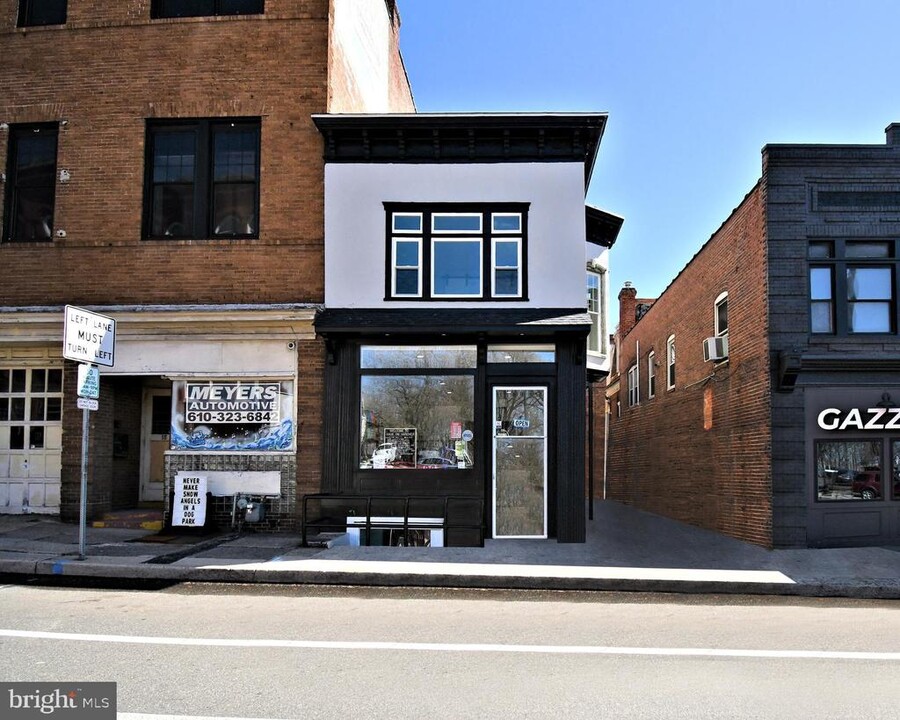 20 S Hanover St in Pottstown, PA - Building Photo