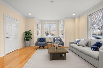 8 Howell St in Boston, MA - Building Photo - Building Photo