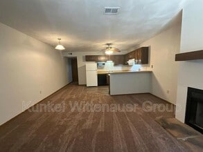 52 Pepperwood Ct in Glen Carbon, IL - Building Photo - Building Photo