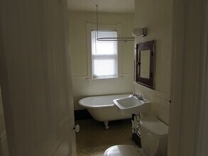 524 8th Ave NE in Minneapolis, MN - Building Photo - Building Photo
