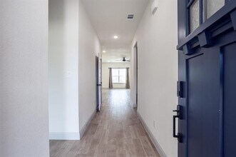 5116 Stoneridge Dr in Granbury, TX - Building Photo - Building Photo