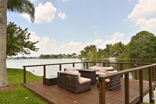 12828 Meadowbreeze Dr in Wellington, FL - Building Photo