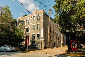 Landesman in St. Louis, MO - Foto de edificio - Building Photo