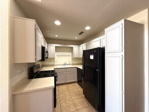 5714 Wind Dancer Dr in Las Vegas, NV - Building Photo - Building Photo