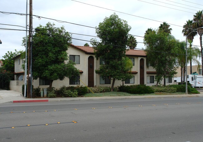 Leyla Apartments in El Cajon, CA - Building Photo - Building Photo