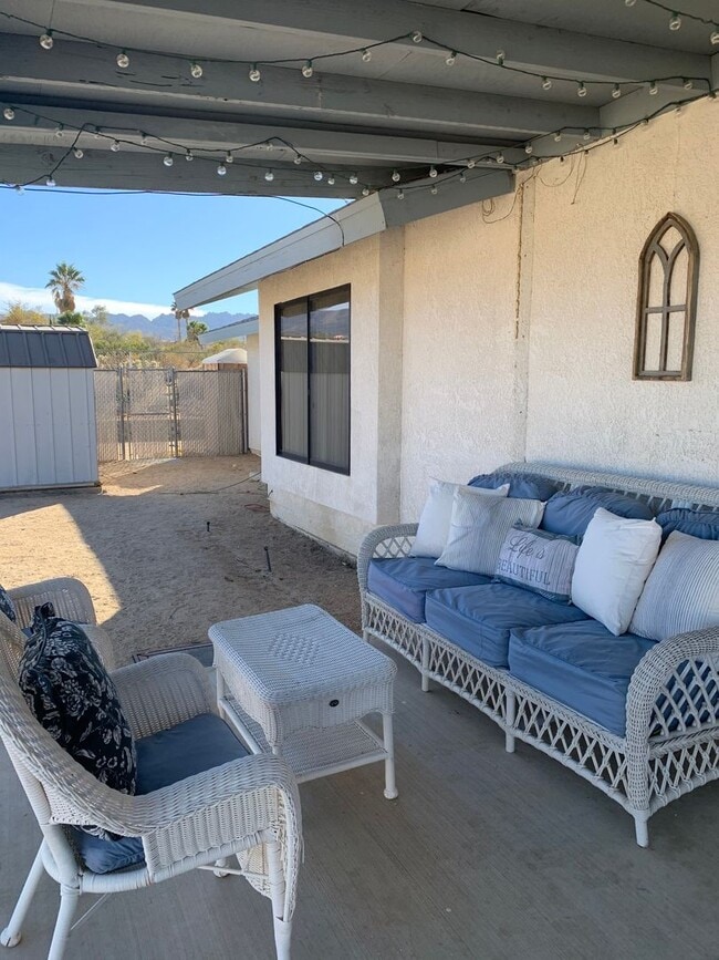 6643 Indian Cove Rd in Twentynine Palms, CA - Building Photo - Building Photo