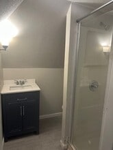 54 Washington Rd in Springfield, MA - Building Photo - Building Photo