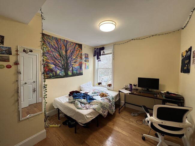 183 River St, Unit 2 in Cambridge, MA - Building Photo - Building Photo