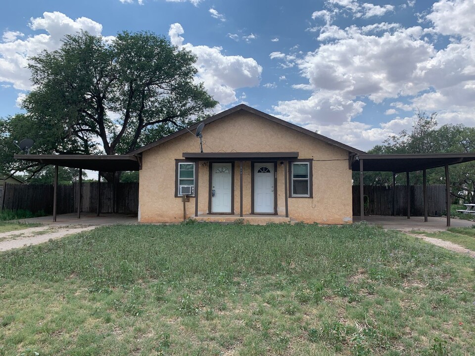 500 4th St in Canyon, TX - Building Photo