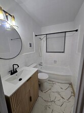 4352 Ridgewood Cir in Jackson, MS - Building Photo - Building Photo