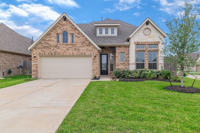 property at 3002 Roberta Sue Dr