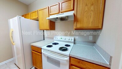 7990 Baymeadows Rd E in Jacksonville, FL - Building Photo - Building Photo