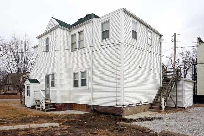 2640 Cottage Grove Ave in Des Moines, IA - Foto de edificio - Building Photo