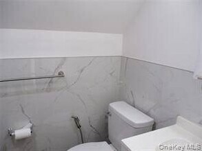 256-07 87th Rd in Queens, NY - Building Photo - Building Photo