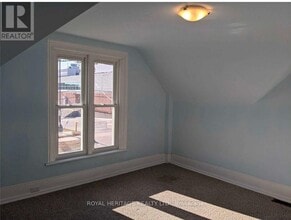 75 Charles St in Oshawa, ON - Building Photo - Building Photo