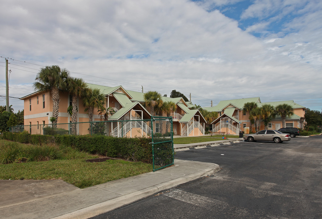 Lord's Place in West Palm Beach, FL - Building Photo