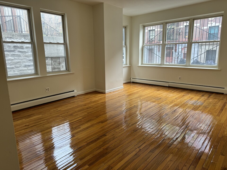 977 Anderson Ave in Bronx, NY - Building Photo