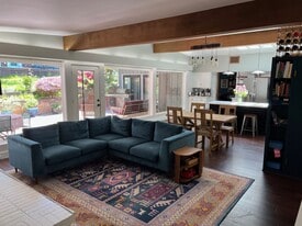 2041 Adams St in Eugene, OR - Building Photo