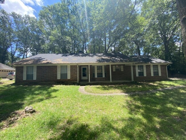 property at 3930 Timberwood Dr
