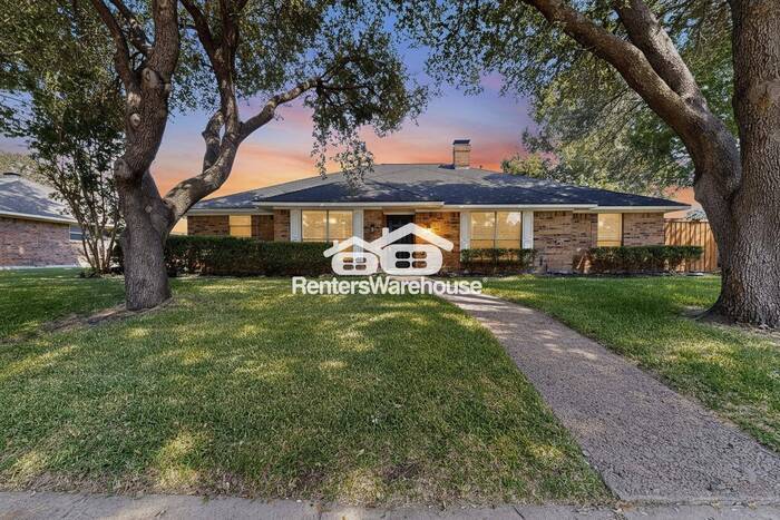 5016 Norfolk Dr in Plano, TX - Foto de edificio
