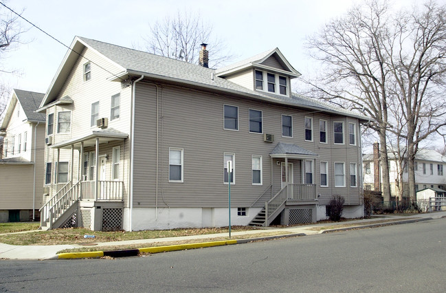 300 Myrtle Ave in Garwood, NJ - Building Photo - Building Photo