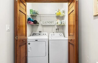 41 S Bremen St in Boston, MA - Building Photo - Building Photo