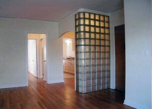 5227-5231 NW Radial Hwy in Omaha, NE - Building Photo - Other