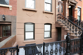 564 Henry St in Brooklyn, NY - Building Photo - Building Photo