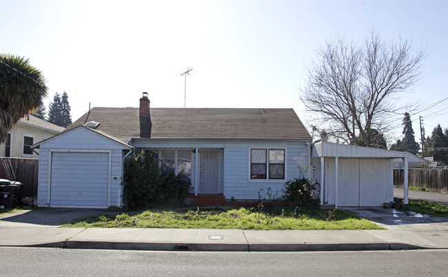 181-189 Medford Ave in Hayward, CA - Foto de edificio - Building Photo