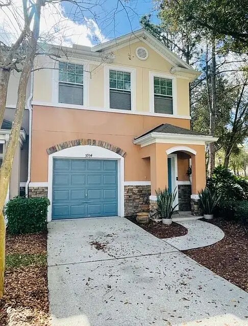 5934 Pavilion Dr in Jacksonville, FL - Building Photo