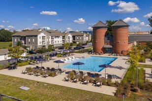 Murphy`s Farm Apartments in Morganton, NC - Building Photo