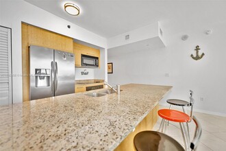 1830 S Ocean Dr, Unit 2505 in Hallandale Beach, FL - Foto de edificio - Building Photo