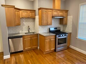 53 Marshall St, Unit 1 in Somerville, MA - Building Photo