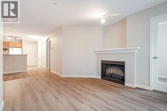 7330 Salisbury Ave in Burnaby, BC - Building Photo - Building Photo