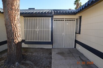 1925 Ann Greta Dr in Las Vegas, NV - Building Photo - Building Photo
