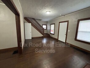 38 Laura Ave in Dayton, OH - Building Photo - Building Photo