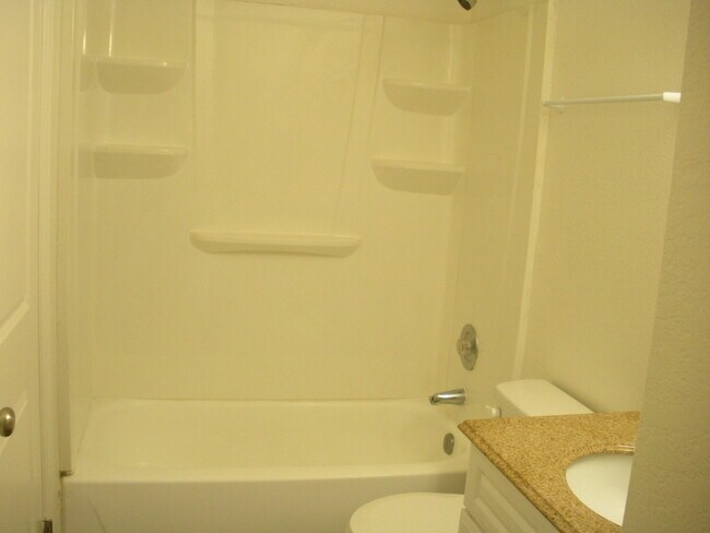 6611 W Jamaica Dr in Glendale, AZ - Building Photo - Building Photo