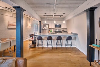 James Corner in Clinton, MA - Building Photo - Building Photo