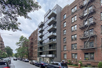 Park West Condominium in Brooklyn, NY - Building Photo - Building Photo