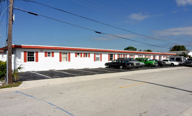 Michigan in Riviera Beach, FL - Foto de edificio - Building Photo