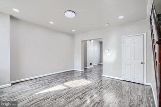 3218 Lyndale Ave in Baltimore, MD - Building Photo - Building Photo