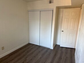 3411 Civic Center Dr in North Las Vegas, NV - Building Photo - Building Photo