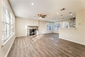 7004 Riverton Dr in Austin, TX - Building Photo - Building Photo