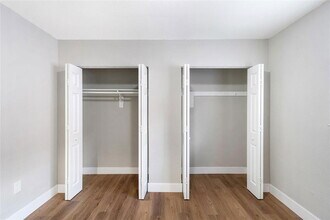 2769 W 74th Terrace in Hialeah, FL - Building Photo - Building Photo