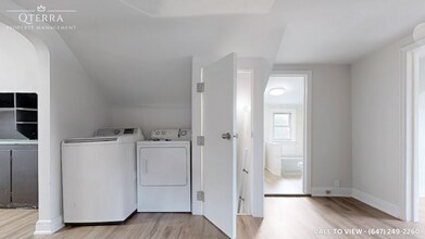 136 Gibb St in Oshawa, ON - Building Photo - Building Photo