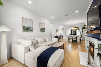 1021 Grand St in Hoboken, NJ - Building Photo - Building Photo