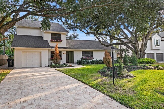 4504 W Lamb Ave in Tampa, FL - Building Photo - Building Photo