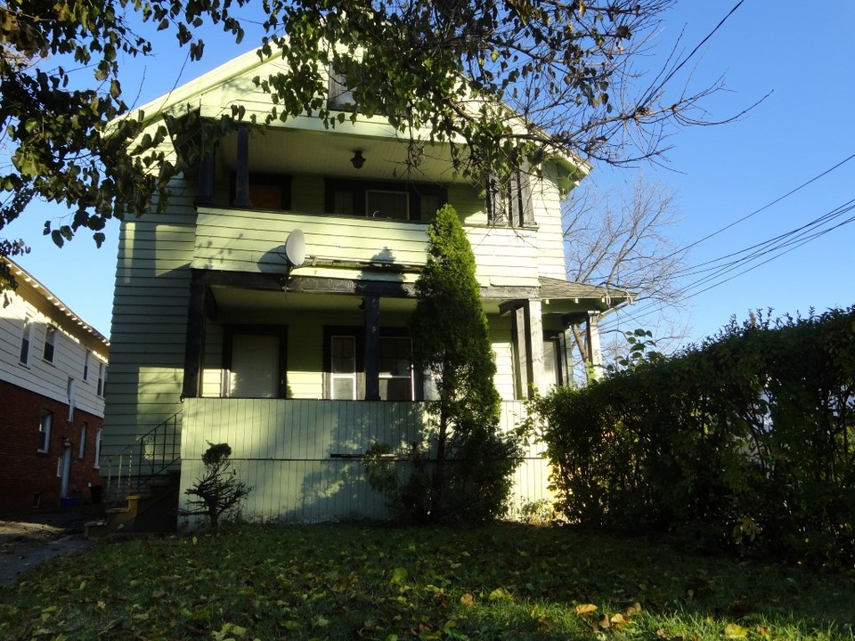 3507 S Salina St in Syracuse, NY - Building Photo